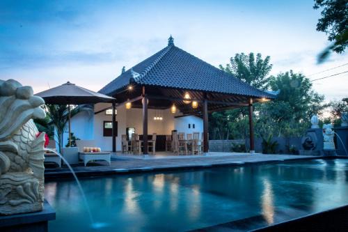 Mushroom Bay Resort | The Niti Hut's Lembongan