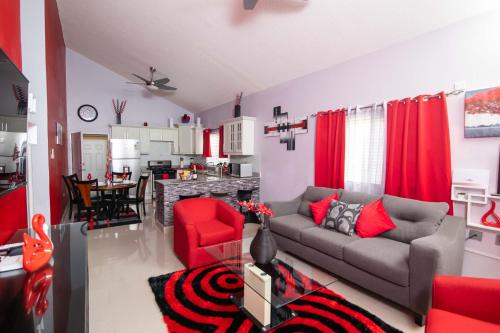 Kingston House | The Oasis II, Caymanas Country Club