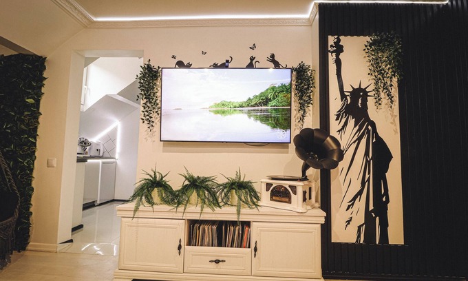 Avoti Apartment | The Oasis - Retro Modern Vogue