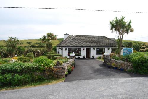Claddaghduff Bed & Breakfast | The Ocean Wave Bed & Breakfast