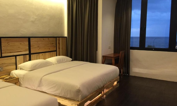 Pontian Hotel | The Oikos Hotel