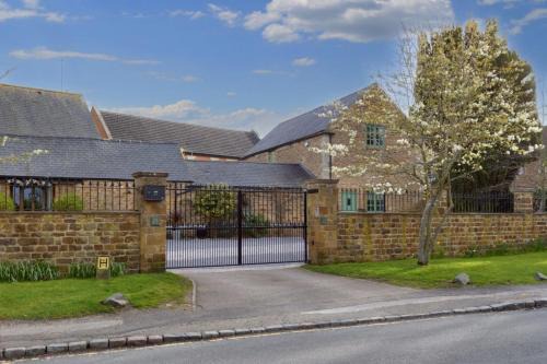 Moulton House | The Old Stables
