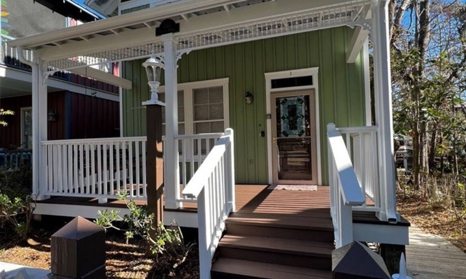 Steinhatchee Cottage | The Orange Blossom Cottage - Steinhatchee Landing - Creekside - Sleeps 8