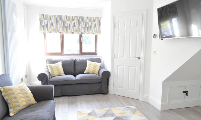 Linton House | The Osprey - Newly Renovated House