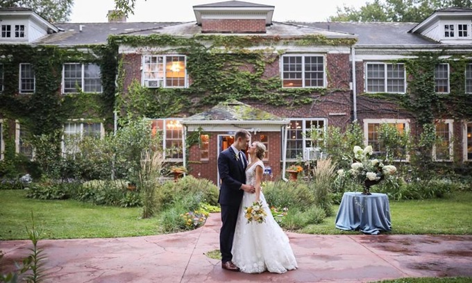 Stillwater Bed & Breakfast | The Outing Lodge