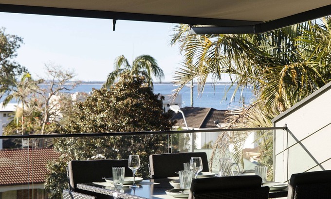 Corlette House | The Palms- 9 Pantowora St, Corlette