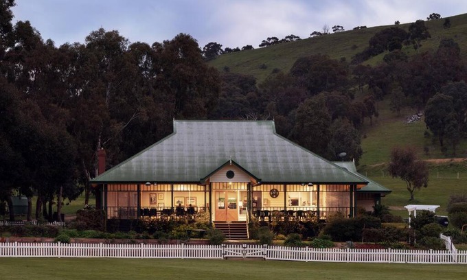Strath Creek House | The Pavilion Retreat at The Village Green