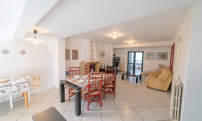 Vasto Apartment | The Peaches - Sanitized Environments - Old Town