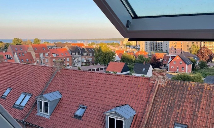 Horsens Condo | The penthouse near the city and beach