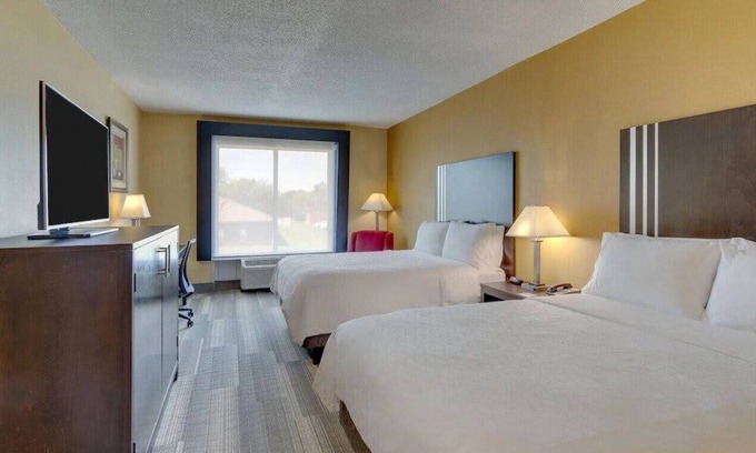 Richmond House | The Perfect Place to Relax and Unwind! Free WiFi!