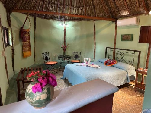 Santa Elena Bed & Breakfast | The Pickled Onion B&B and Restaurant Uxmal