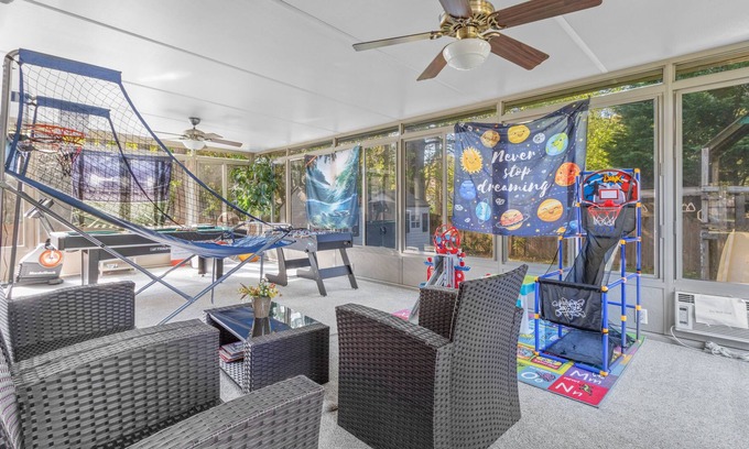 Portsmouth House | The Pines - Family Entertainment Room