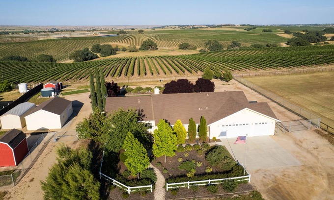 Paso Robles Other | The Pinot Paradise Experience.