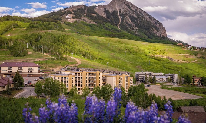Crested Butte Apartment | The Plaza Condominiums by Crested Butte Mountain Resorts