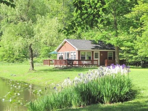 Austinburg House | The Pond Cottage at Rustic River