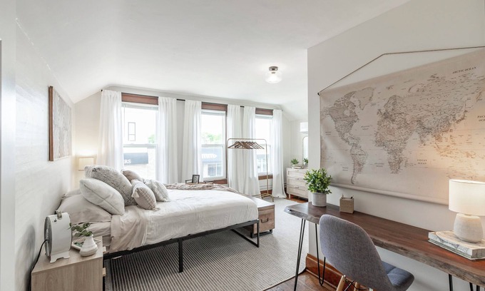 New Prague Apartment | The Poppy seed Inn -The Anna Suite
