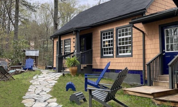 Leicester Cabin | The Pottery Cabin