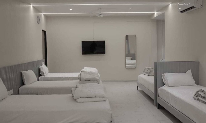 Rajpipla Hotel | The Pramukh 2