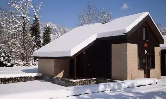 Aston Ski Chalet | THE PROGRESS * - Chalet Type A 6 persons