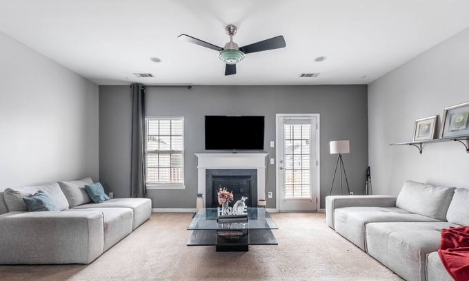 Charlotte House | The Queen City's Lenox | WFH Ready