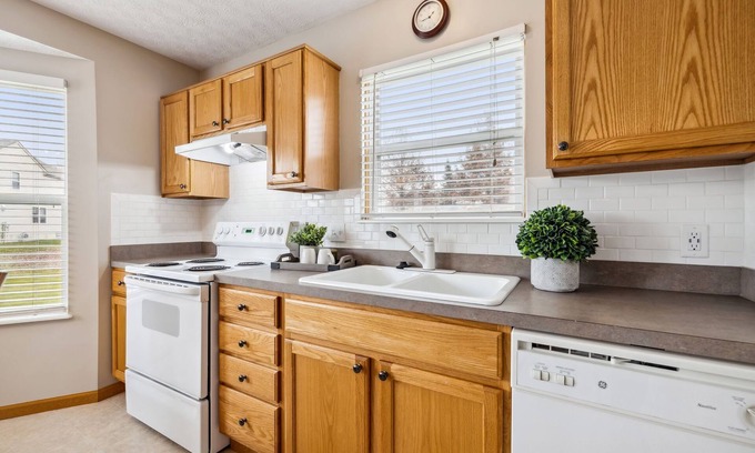 Trouville House | The Ranch Place -3 bd 2 bth single family home near New Albany, Columbus, Easton