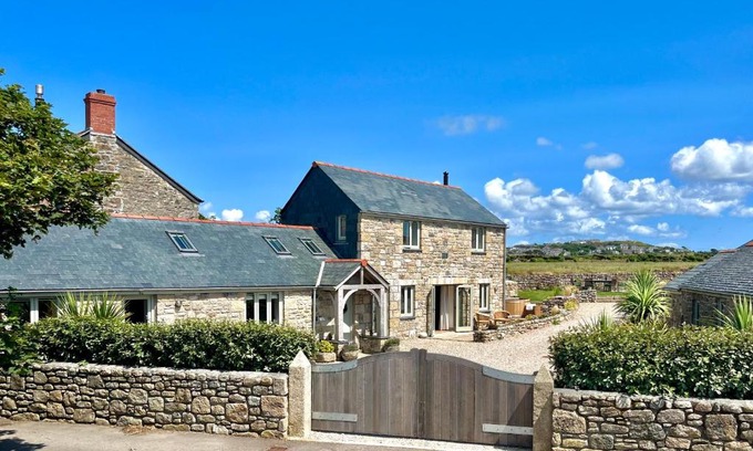 St Just House | The Riblows, Cape Cornwall
