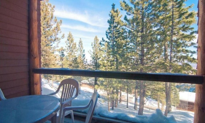 Tahoe Village Resort | The Ridge Sierra