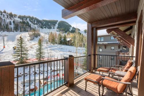 Aspen House | The Ritz-Carlton Club, 3 Bedroom Premier Residence 8303, Ski-in & Ski-out Resort in Aspen Highlands