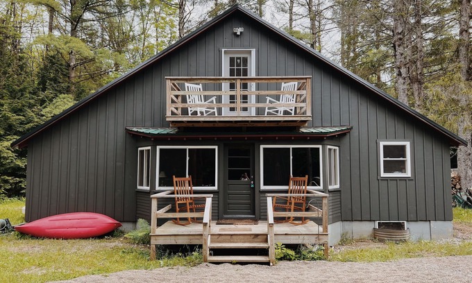 Salisbury Center House | The River House! 25 Private Acres on the Water!