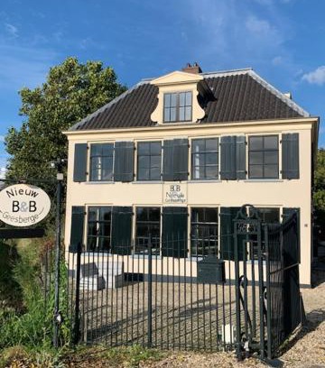 Maarssen Bed & Breakfast | The Riverside Logies & Restaurant