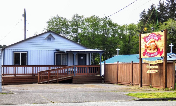 Clallam Bay Cottage | The Rockfish unit 1