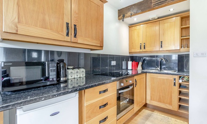 Dronfield Cottage | The Rumblings 1