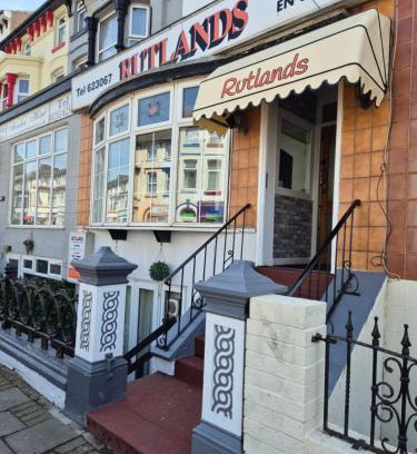 Blackpool Town Center Bed & Breakfast | The Rutlands
