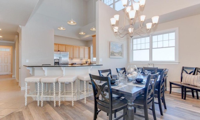 Sandbridge Hotel | The Sandbridge Dunes - Atlantic View Penthouse 415