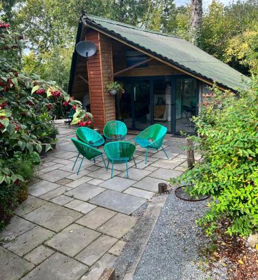 Cwm-twrch Isaf Apartment | The Shed . A cosy, peaceful, 96% recycled, chalet.