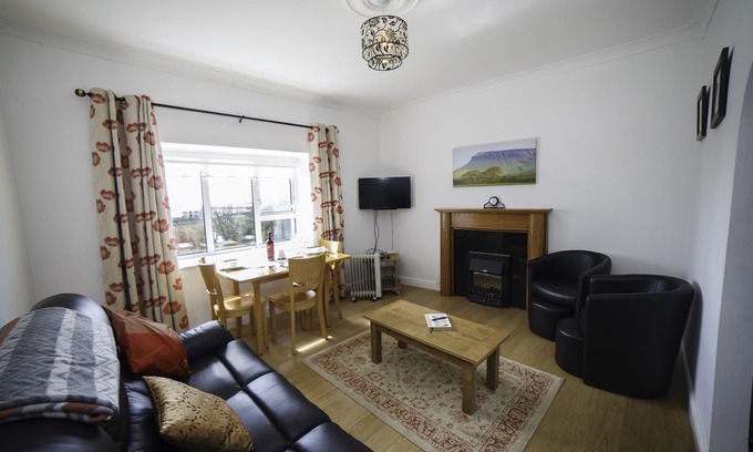 Dunkineely Apartment | The Snug-2Bed Apt sleeps 4 with fab sea views directly on the Wild Atlantic Way