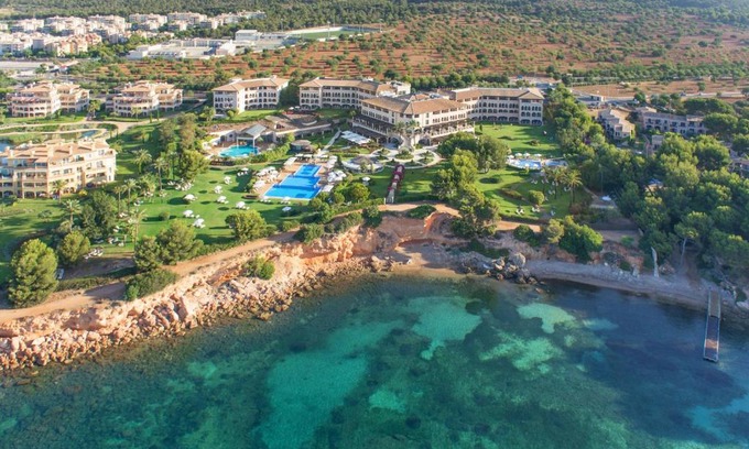 Punta Negra Resort | The St. Regis Mardavall Mallorca Resort