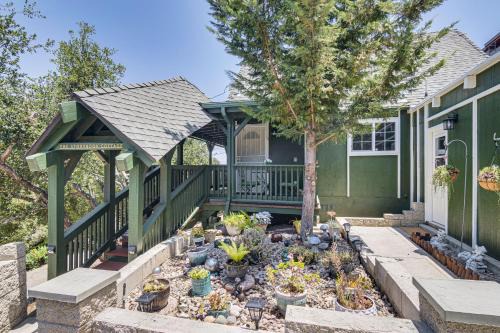 Thousand Oaks House | The Storybook Cottage Every Stay Tells a Story!