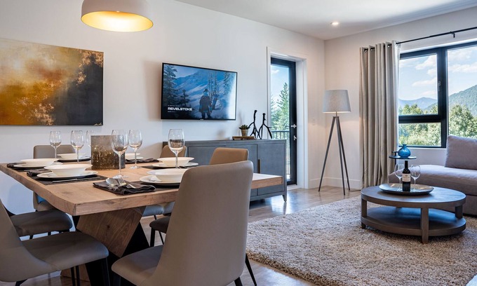Revelstoke Condo | The Stoke Stopover - Revelstoke Condo with Hot Tub