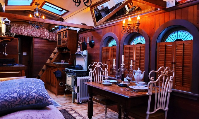 Mesilla Park House | The Stranded Time Traveler; a timeless experience in a very convenient location!