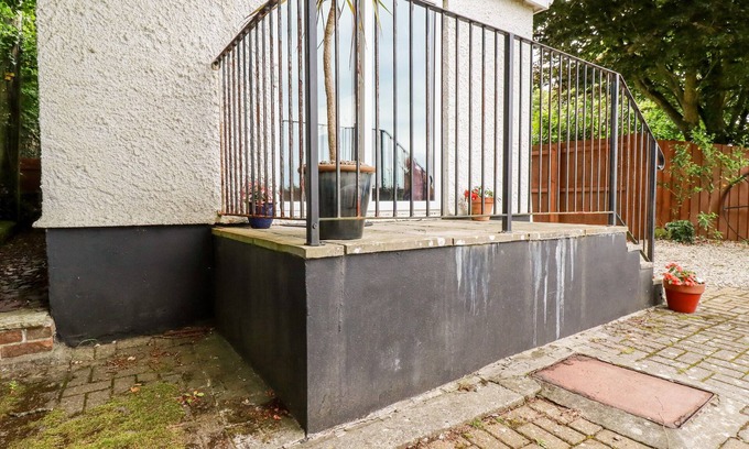 Saint Kew Cottage | The Studio