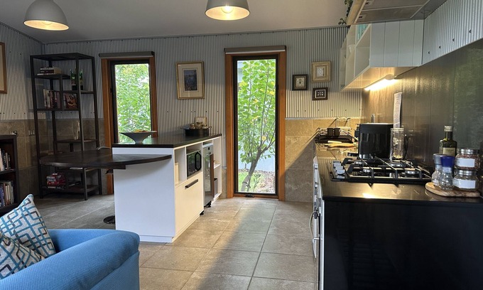 Dixons Creek Bed & Breakfast | The Studio Yarra Valley