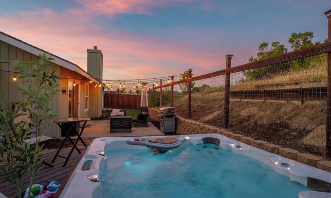 Paso Robles House | The Sunset Ranchette : Luxury Paso Robles Getaway!