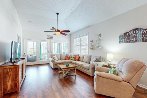 North Myrtle Beach Apartment | The Tilted Starfish
