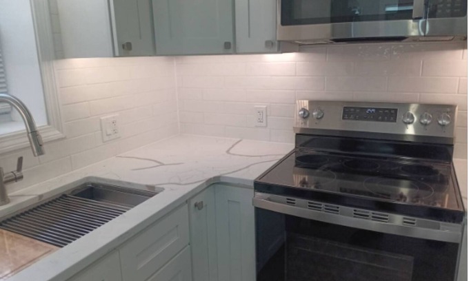Mount Pleasant Apartment | The Tiny-Lux at Atwells Ave Laundry APT. Parkingnn