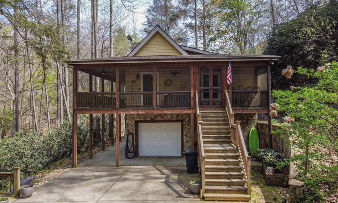 Saluda House | The TrainStation | Secluded Cabin with Large Deck, Waterfall, & Hot Tub!