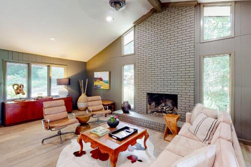 Pisgah Forest House | The Treehouse