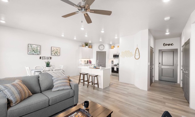 Ephraim Apartment | The True Badger Honey House