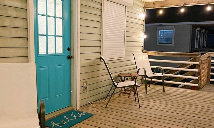 Surfside Beach House | THE TURQUOISE MOON - Everything you need to relax at the beach!