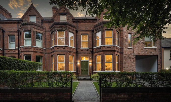 Queens Quarter Apartment | The Ulsterville Residences